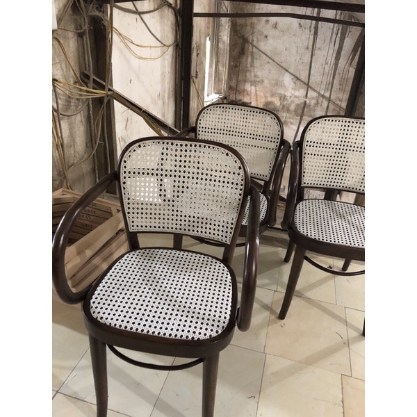 GHẾ MÂY VÒM CÓ TAY