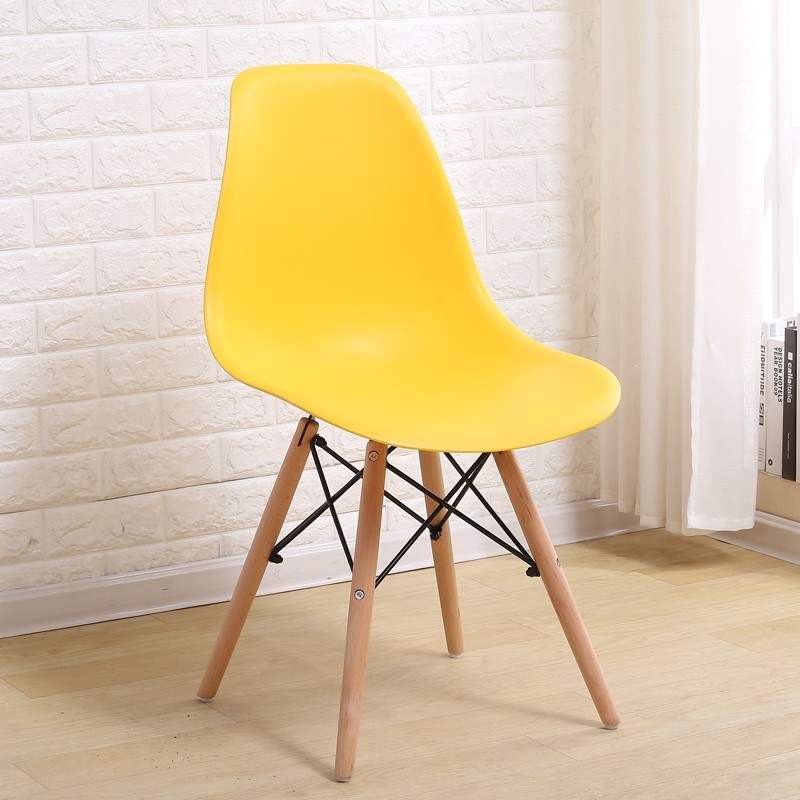 Ghế Eames lưng nhựa chân đan gỗ sồi tự nhiên | BigBuy360 - bigbuy360.vn