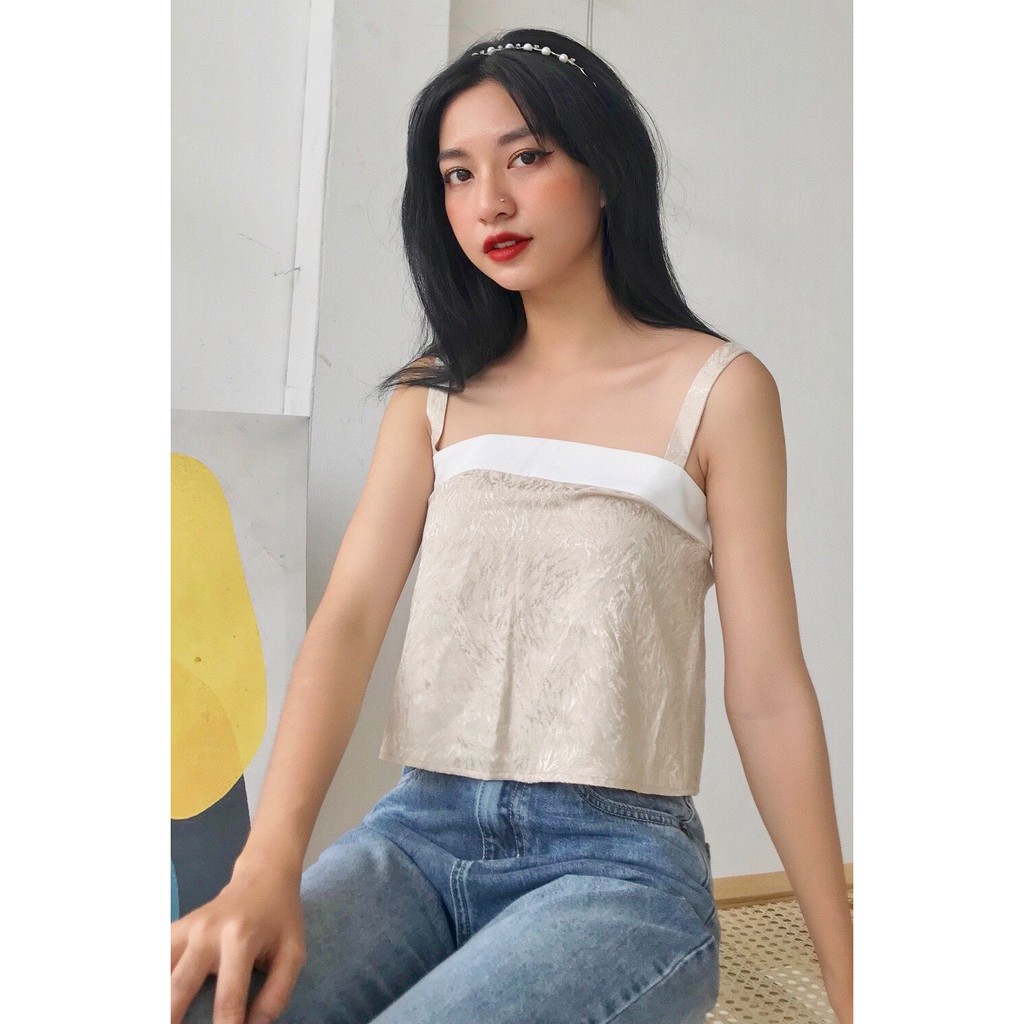 Áo 2 dây sexy phối viền trắng 92WEAR ADN0009 | BigBuy360 - bigbuy360.vn