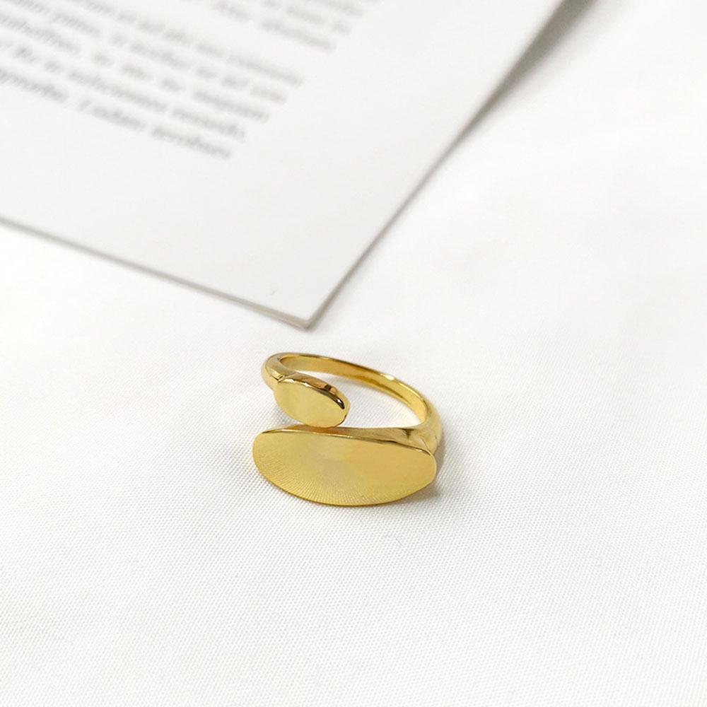 Nhẫn đeo tay kim loại tạo hình độc đáo cho nữ