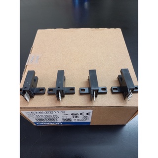 Cảm biến Omron EE-SX672