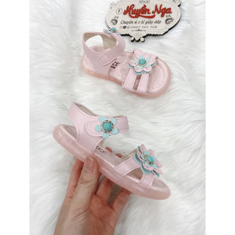 dép quai hậu bé gái. sandal màu hồng hoa xanh size 26-30