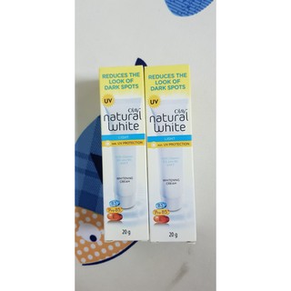 Kem Dưỡng Olay Natural White Light