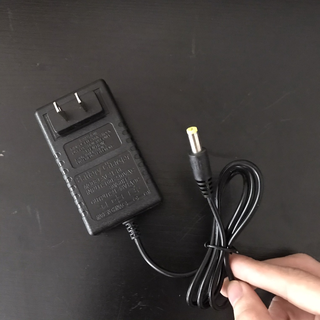 Sạc pin cho máy khoan pin 18v 24V 26V 36V MKT,HTC,DW sạc đa năng...