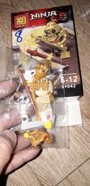 Lắp ráp 1 hộp LegoNinja có 2 nhân vật 91042 bằng nhựa ABS