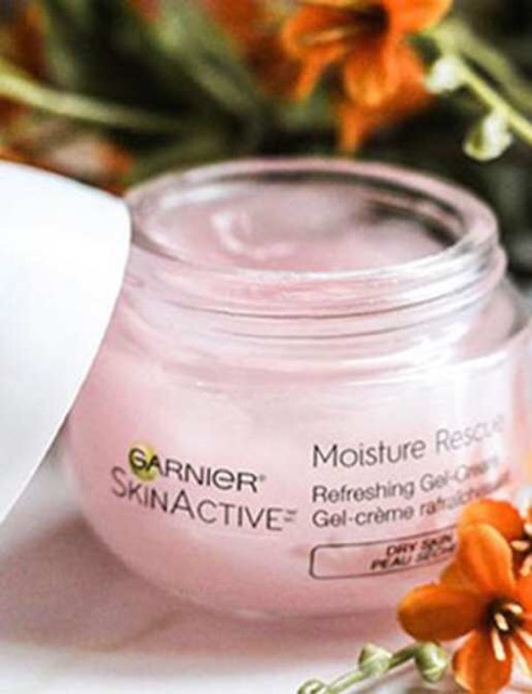 Gel dưỡng ẩm làm mịn da Garnier SkinActive Moisture Rescue Refreshing Gel-Cream