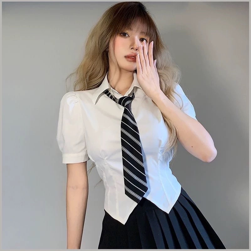 Áo sơ mi tay phồng thắt eo croptop mùa hè