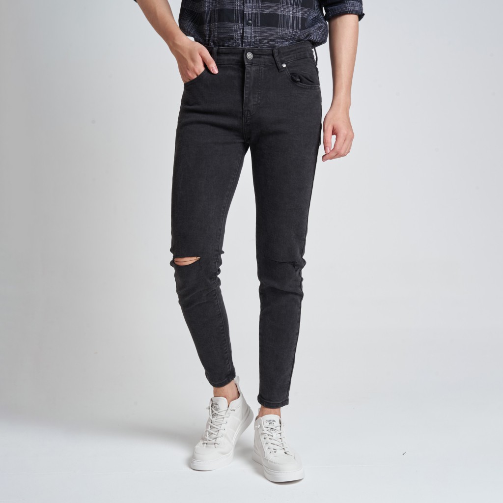 Quần Jean Nam Rách Gối Chất Bò KRIK Form Slimfit Màu Đen QJ1060