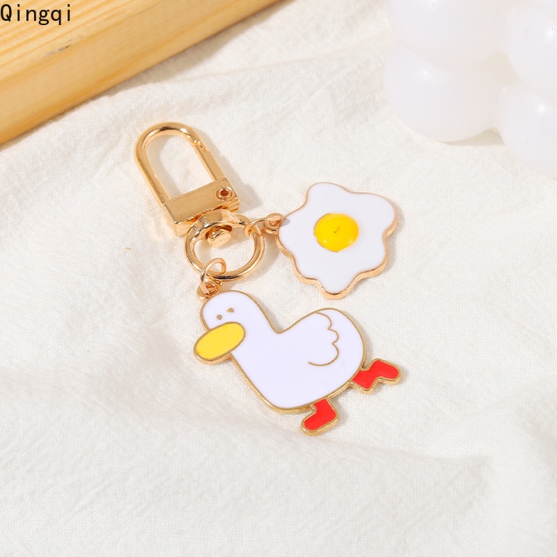 Móc khóa MISS ZOE hình vịt con bằng kim loại xinh xắn
