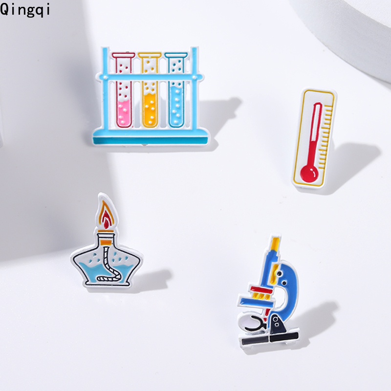 Ghim cài áo trang trí Miss Zoe hình nhiệt kế kính hiển vi hóa học hoạt hình đáng yêu làm quà cho bạn