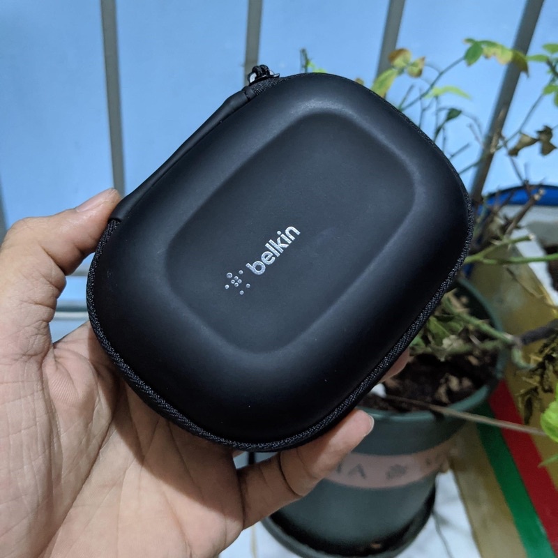 Hộp đựng phụ kiện sạc, cáp, tai nghe chính hãng Anker, Belkin