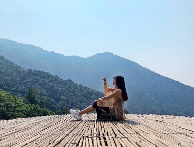 ĐẦM SUÔNG ĐEN KÈM ÁO LƯỚI