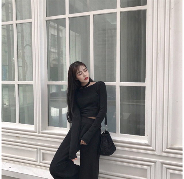 Crop Top Cut-out Gân Tăm SGGz | BigBuy360 - bigbuy360.vn