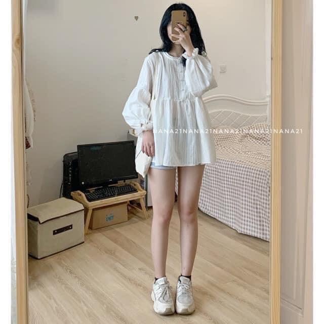 Áo Babydoll trắng nút bọc