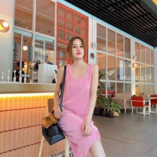 Váy ba lỗ thái