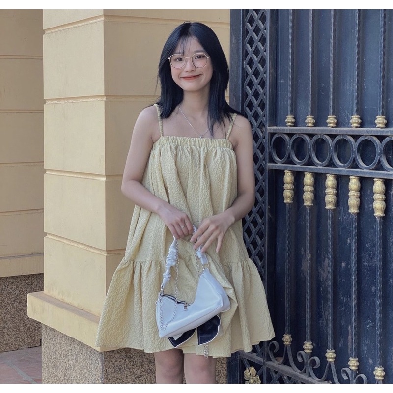Đầm gấm dây vàng babydoll VIBED