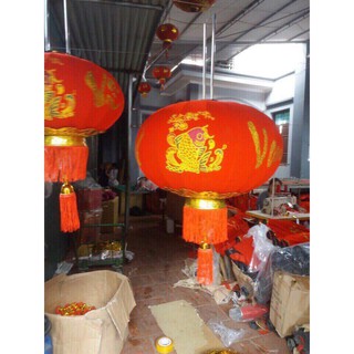 Lồng đèn đỏ treo tết