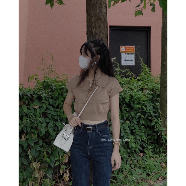 ÁO CROPTOP MONGTOGHI CỔ ĐỨC MS10021