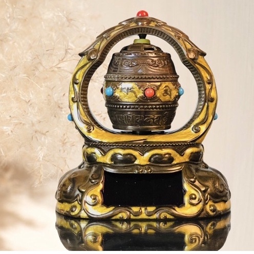 Kinh Luân Để Bàn, Ôtô Chạy Bằng Pin Và Năng Lượng Mặt Trời