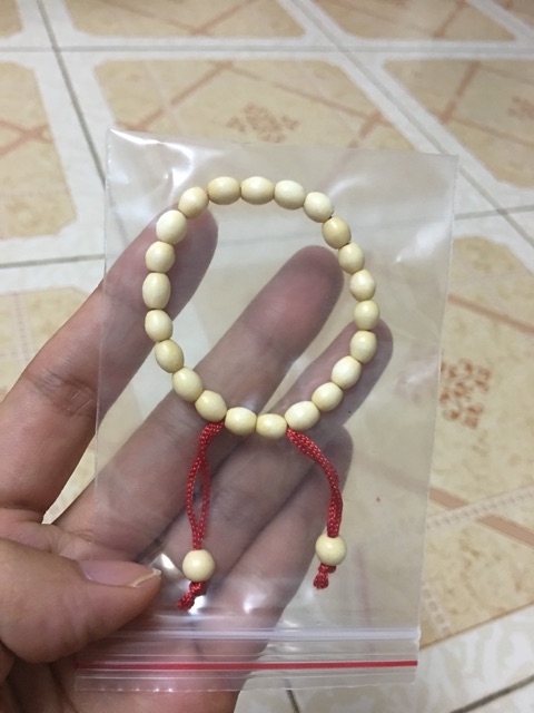 Vòng dâu tằm chuẩn cho bé 1 chiếc chống mồ hôi trộm, giật mình