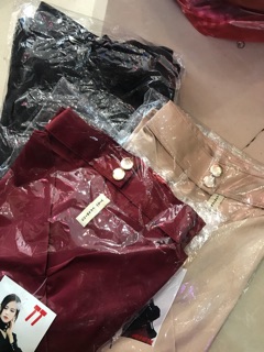 Áo kiểu đắp chéo choker vải phi