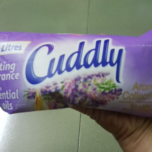 Combo 4 túi nước xả vải Cuddly hương Lavender