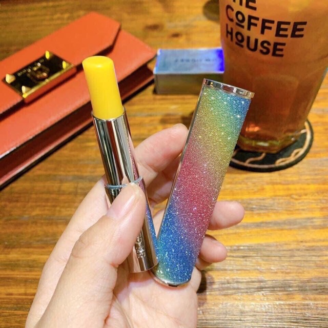 Son Dưỡng Môi Cầu Vồng YNM Rainbow Honey Lip