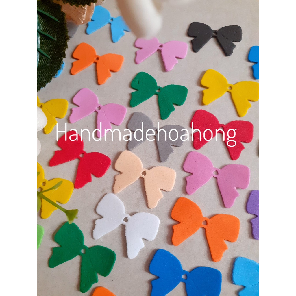 Set 20 nơ bằng giấy xốp, 3.3 x 2.3cm - Trang trí bưu thiếp, thiệp, phong thư, bao thư, phong bì, bao lì xì