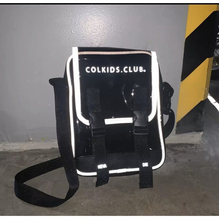 [ HÓT] Túi Colkids Club Mini Bag Trắng Unisex đeo chéo phản quang