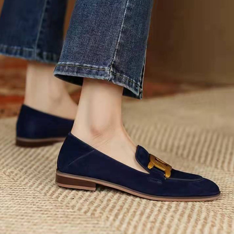 Giày Lười Đế Bằng Phối Khóa Kim Loại Phong Cách Retro