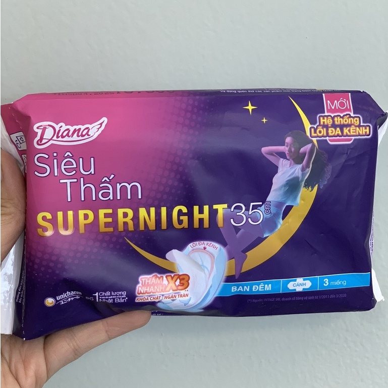 Băng vệ sinh ban đêm Diana siêu thấm Super night 35cm - bvs ban đêm 3 miếng 1 gói