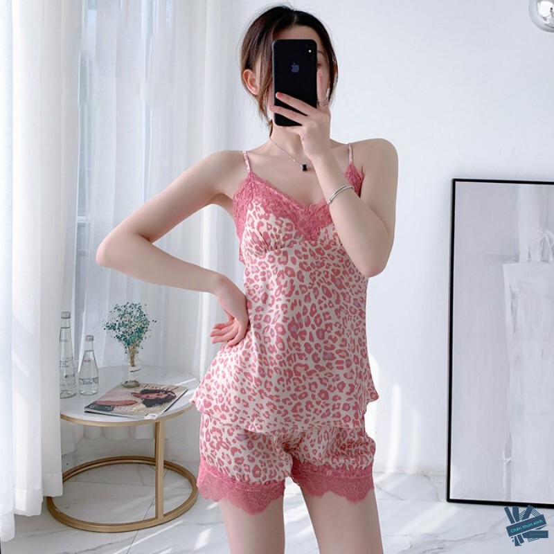 Đồ Bộ Mặc Nhà Tiểu Thư Cao Cấp Bằng Lụa Satin Kiểu Hàn Quốc Màu Hồng Sang Chảnh Dễ Thương | BigBuy360 - bigbuy360.vn