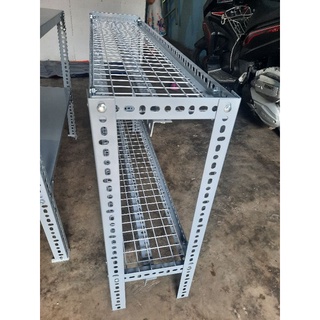 kệ sắt v lỗ 2 tầng ( dạng vỉ lưới sắt ) .Rộng 25 x Dài 70 x cao 50cm