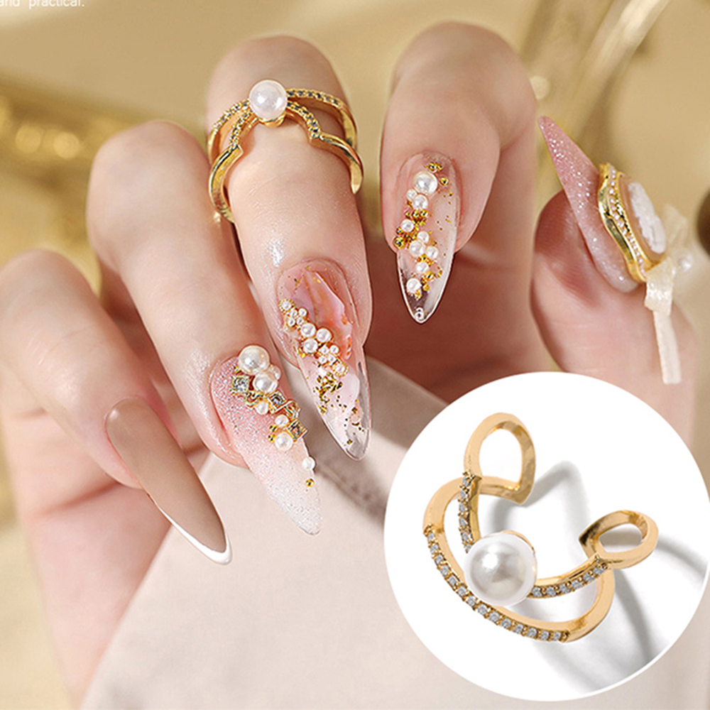 [Hàng mới về] Bộ 2 món phụ kiện kim loại hình bướm 3D dán trang trí móng tay