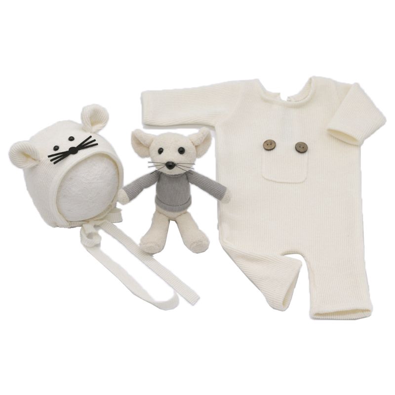Bộ 3 món gồm áo liền quần bằng cotton + mũ len + búp bê chú chuột dùng chụp ảnh cho trẻ em