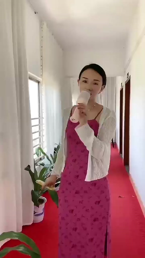 Micro Karaoke Bluetooth Kèm Loa Bluetooth Mini SK-06 Nâng giọng cực chất Loa Bluetooth Karaoke Gia Đình Có Thu Âm | BigBuy360 - bigbuy360.vn