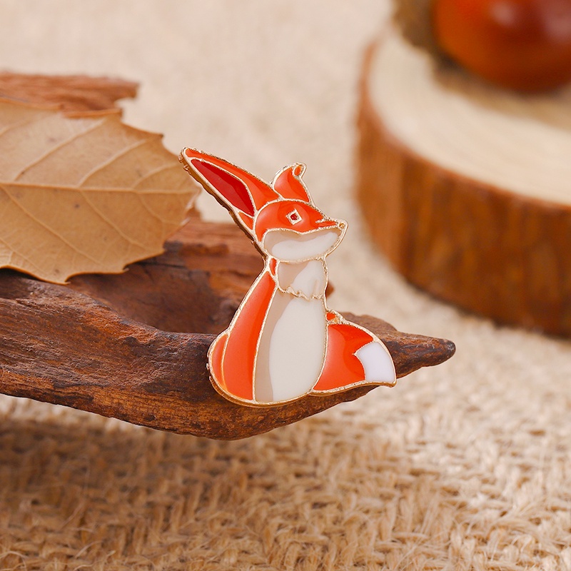 Huy hiệu cài áo MISS ZOE thiết kế hình chú cáo hoạt hình xinh xắn