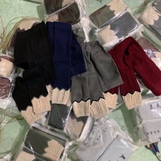 Quần tất bé gái