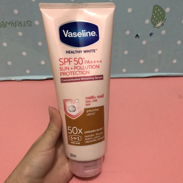 (Chính Hãng) Sữa Dưỡng Thể Trắng Da Vaseline 5X-360ml