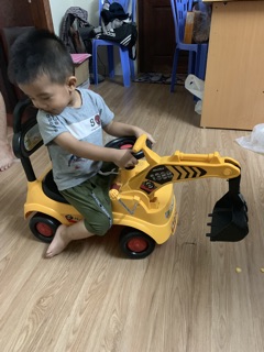 Xe Cần cẩu chòi chân 1 đâu chi bé 1338