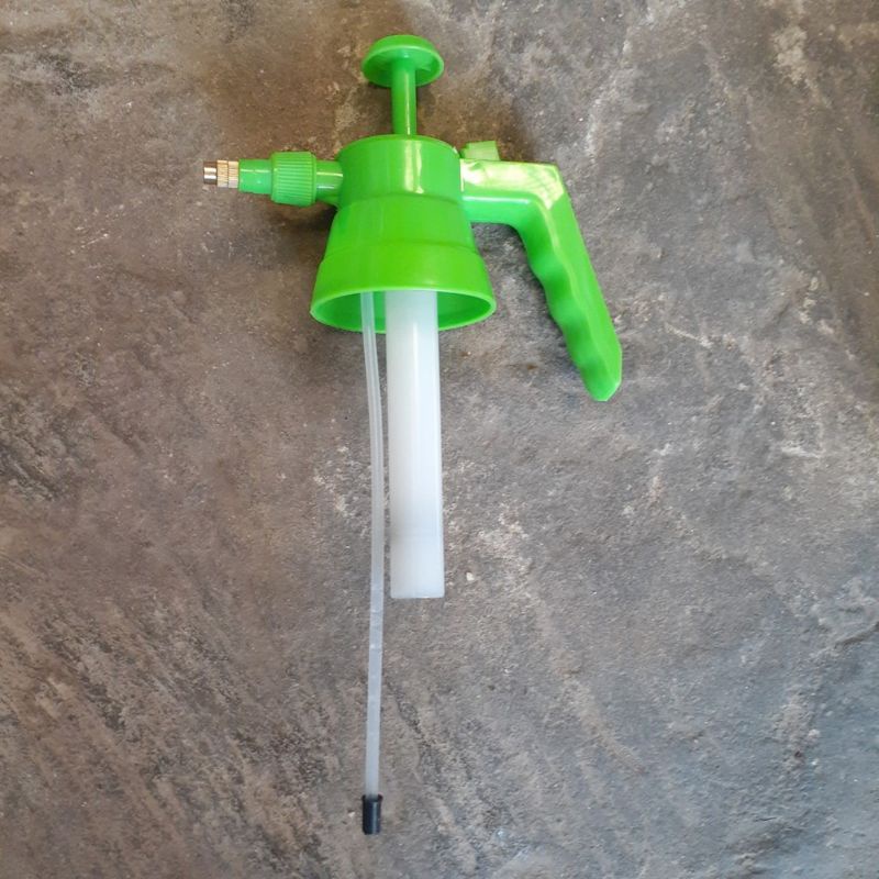 Đầu tạo áp lực cho bình phun tưới cây 2lit đường kính miệng bình 142mm.