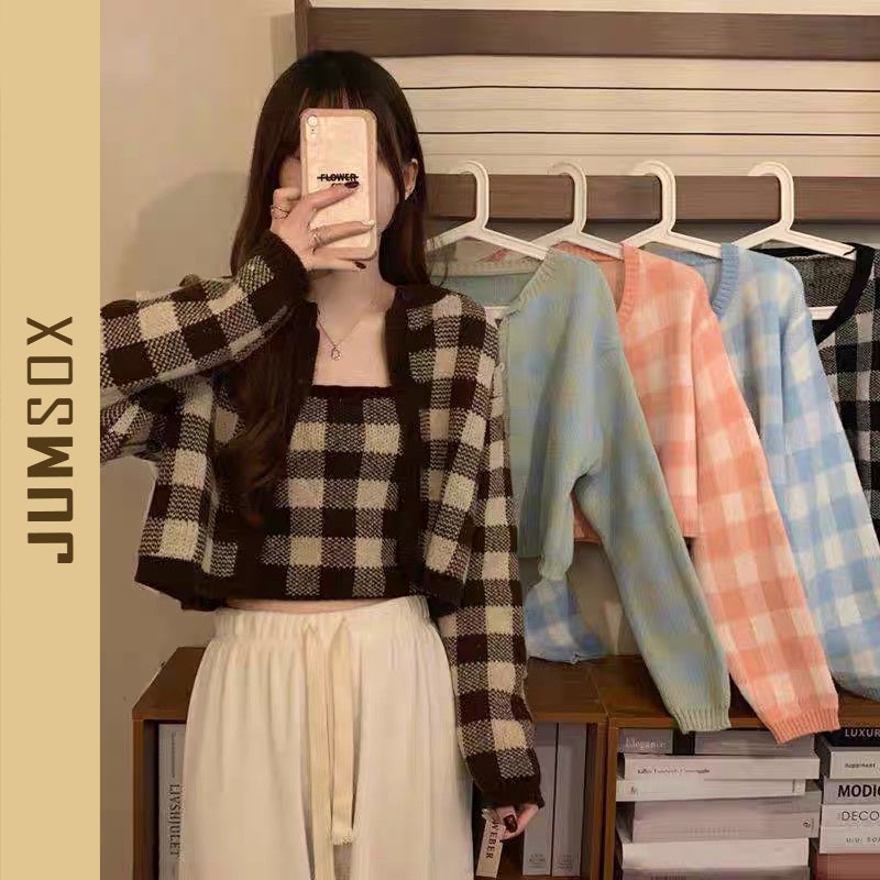 Set 2 chi tiết khoác len cardigan kèm croptop dây bên trong kẻ caro nhiều màu JUMSOX-JS0142