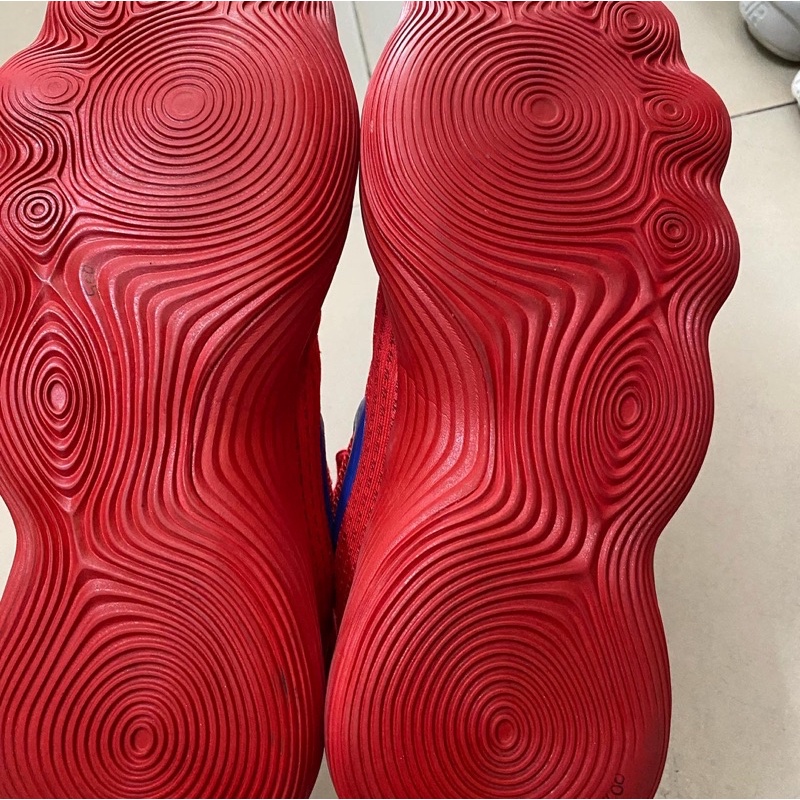 Giày chính hãng đã qua sử dụng
