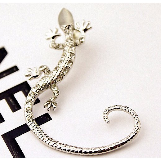 Khuyên tai thằn lằn đeo 1 bên cá tính BT57