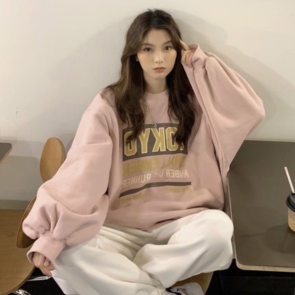 Áo len màu hồng oversize