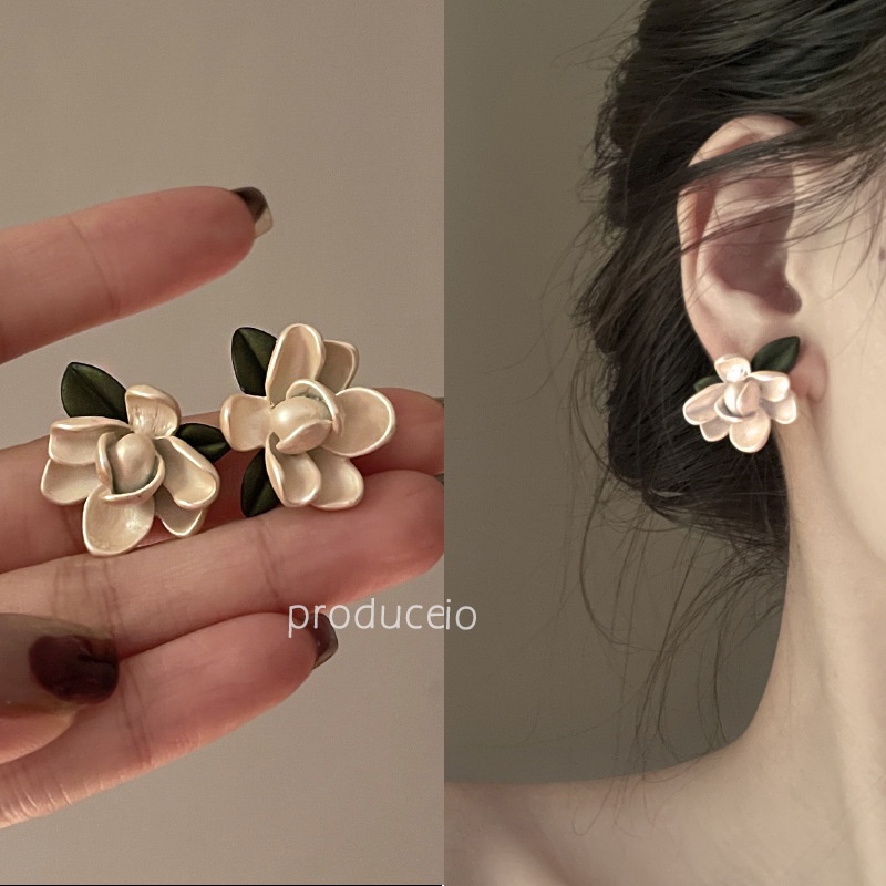 Bông Tai Hình Hoa Phong Cách Retro Hong Kong