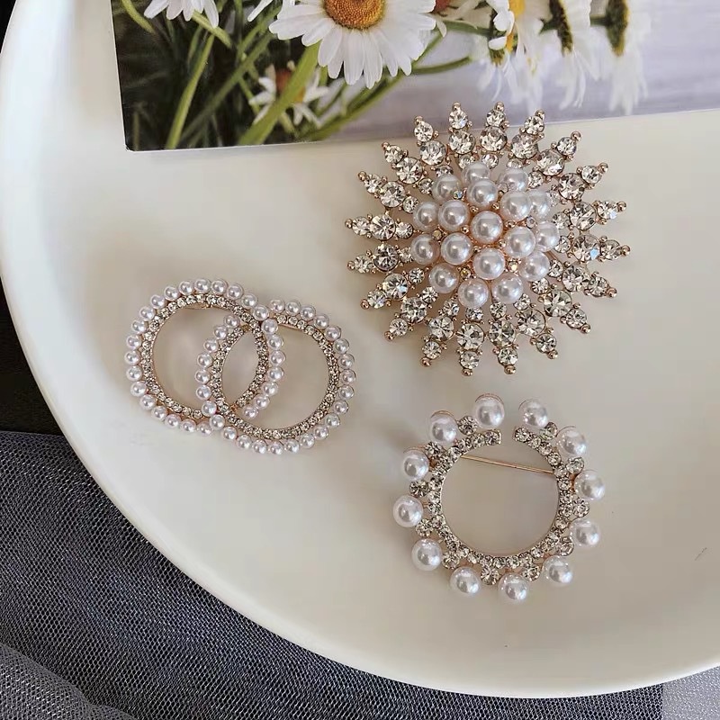 Ghim Cài Áo Hình Hoa Tuyết Đính Ngọc Trai Nhân Tạo Thời Trang Cho Nữ