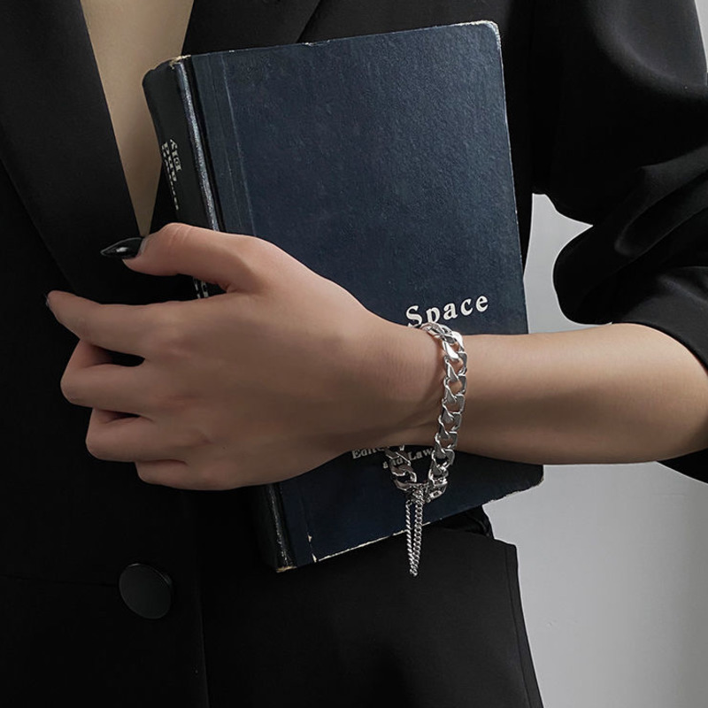Vòng tay thép titan phong cách thời trang harajuku