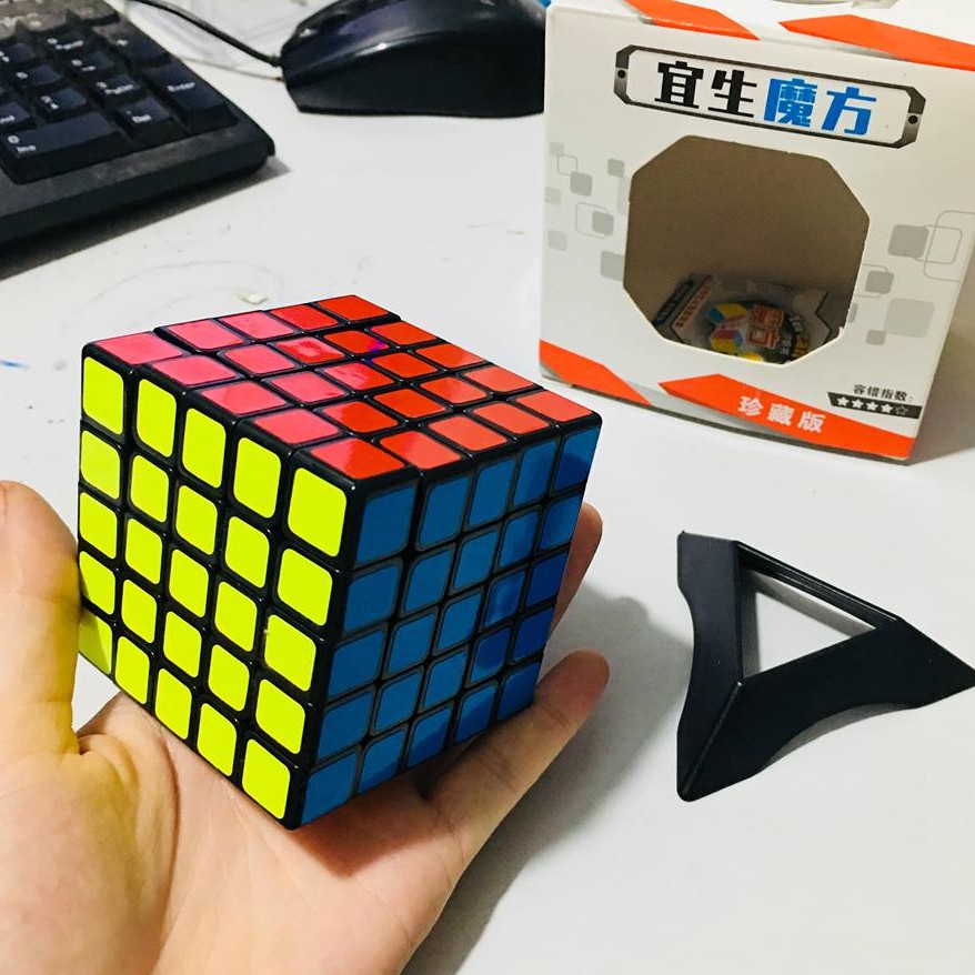 Rubik 5x5. Vền đen Kèm đế kê. Hàng đẹp, xoay trơn