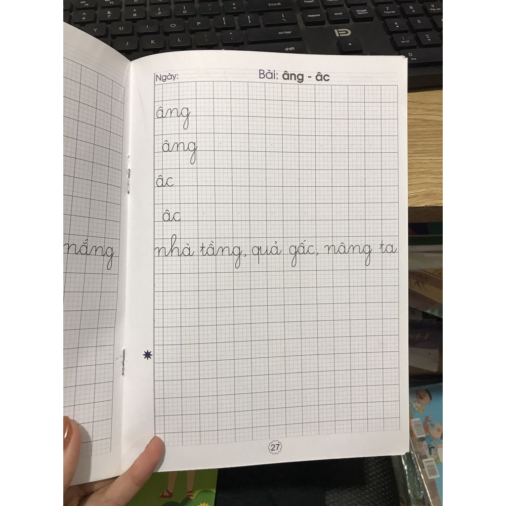 Sách - Vở luyện viết chữ đẹp lớp 1 quyển 2